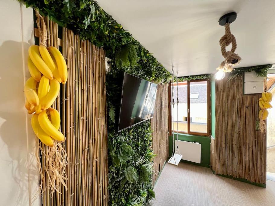 Nuit Dans La Jungle - Love Room Souppes-sur-Loing Екстер'єр фото