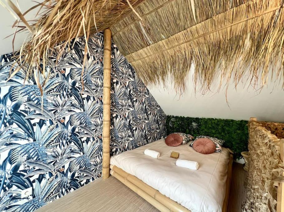 Nuit Dans La Jungle - Love Room Souppes-sur-Loing Екстер'єр фото