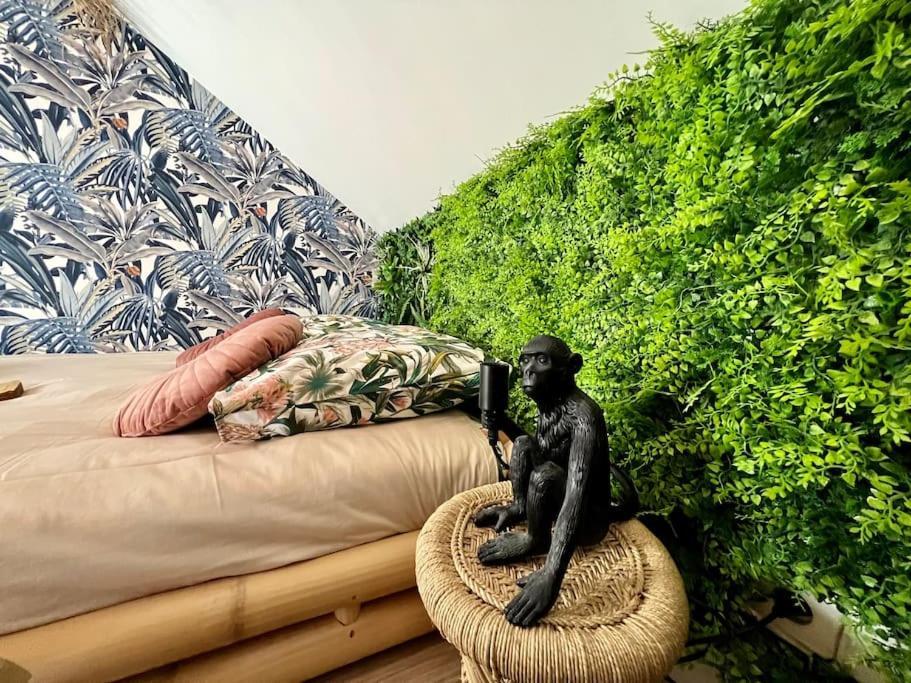 Nuit Dans La Jungle - Love Room Souppes-sur-Loing Екстер'єр фото